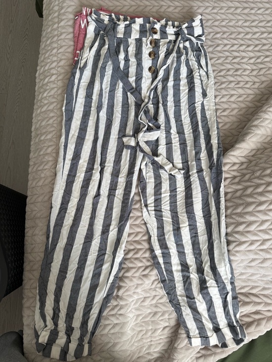 American Eagle Outfitters Pants - American Eagle Outfitters Cream and Black Striped Pants